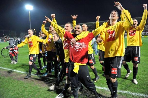 paris-aura-son-supporter-a-quevilly_51020_7764