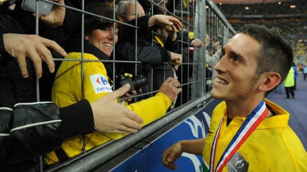 835832-14263381-640-360